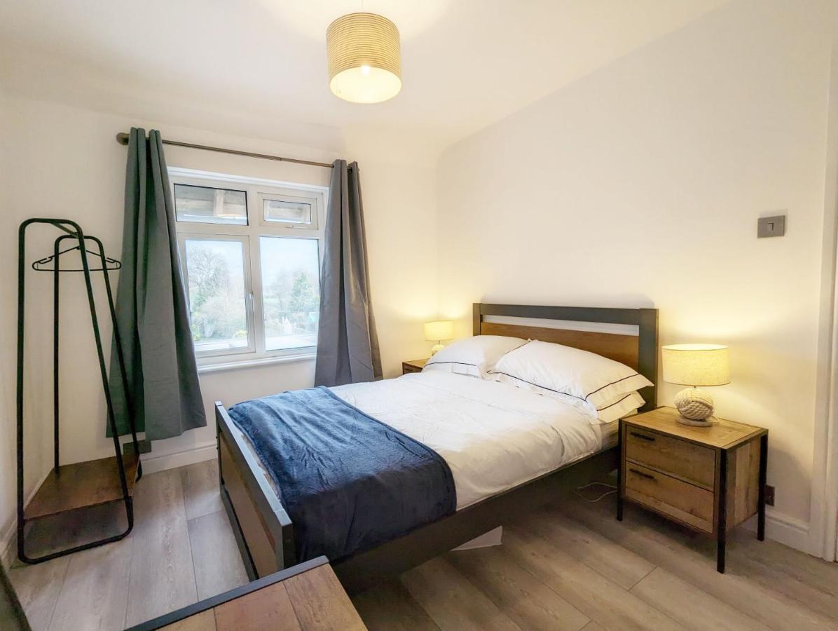 Malthouse Cottage Уэст-Уиттеринг Экстерьер фото
