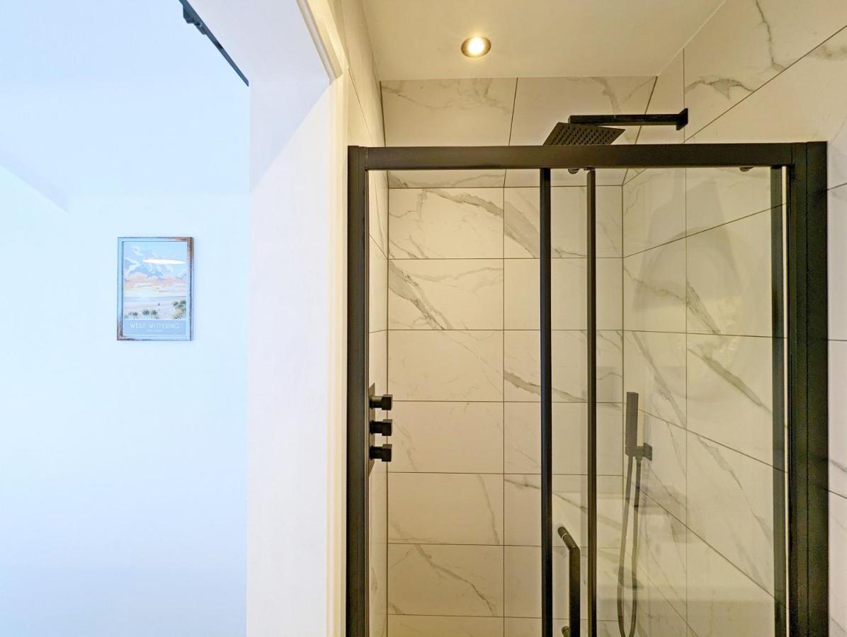 Malthouse Cottage Уэст-Уиттеринг Экстерьер фото