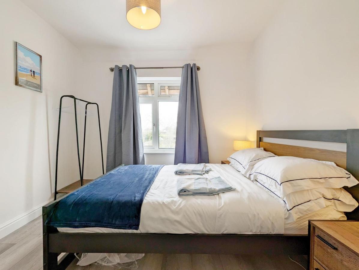 Malthouse Cottage Уэст-Уиттеринг Экстерьер фото
